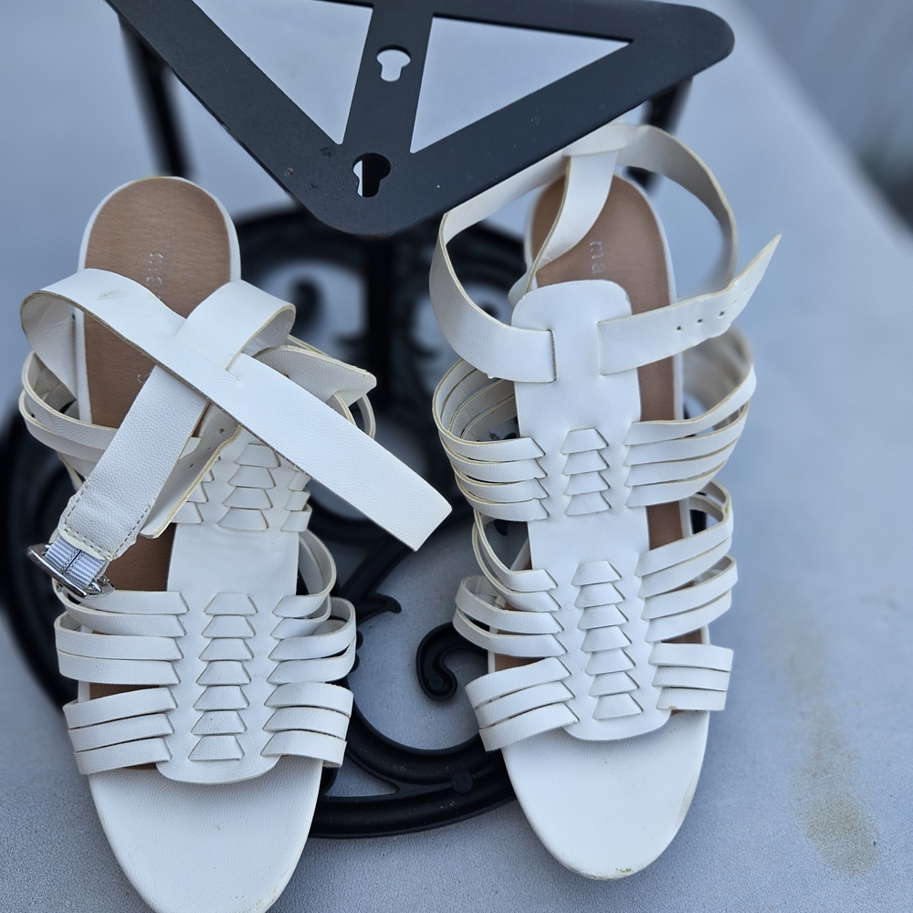 Steve Madden White Minimalist Gladiator Sandals